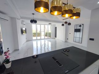 Apartamento en Jerónimo y Avileses