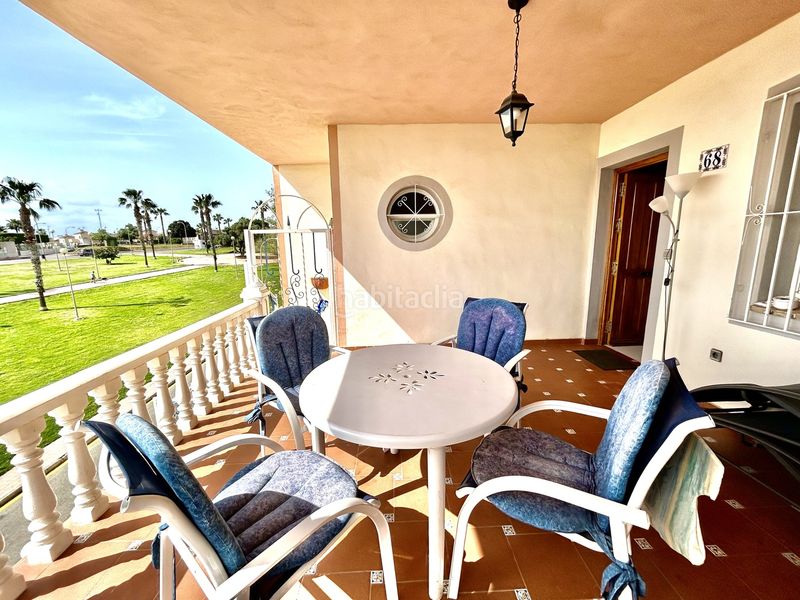 Foto 5c068869-0785-4223-a90f-c7d2828ea3e4. Casa amb aparcament a Punta Prima Torrevieja