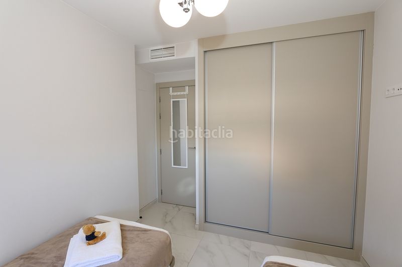 Foto 24c90213-947d-43ce-a4b8-23c09870b290. Casa amb aparcament a Playa Flamenca Orihuela