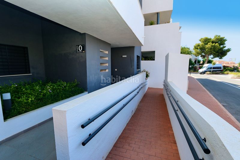 Foto 5793f77e-bfdc-4577-9544-93a31a640a89. Casa amb aparcament a Playa Flamenca Orihuela