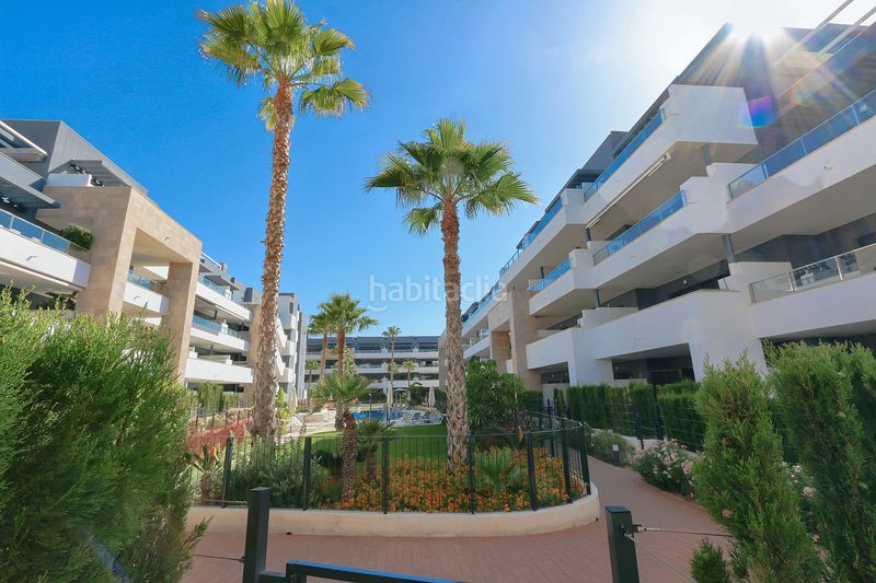 Foto 6474dac7-3f21-4de1-8e61-ba5960437cdb. Casa amb aparcament a Playa Flamenca Orihuela