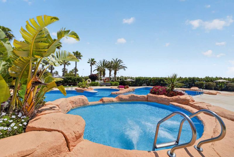 Foto 60a9ba7e-8860-4201-a0ef-4c4b24c95fdb. Casa a Cabo Roig Orihuela