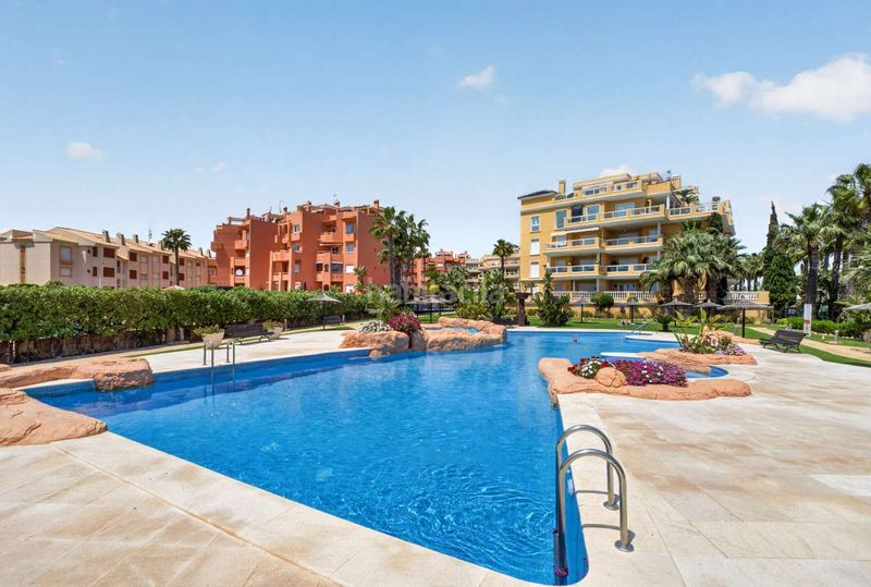 Foto bdf0819c-4c28-4c94-ba5a-4583f87eab67. Casa a Cabo Roig Orihuela