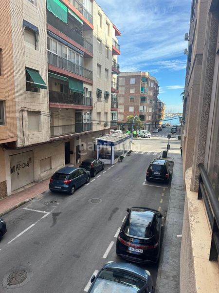 Foto b7d80e32-ed31-41c6-8e59-85143d2f5b2f. Casa a El Acequión Torrevieja