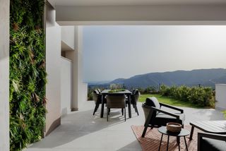 Semi detached house in Mangas Verdes - Las Flores - Parque del Sur