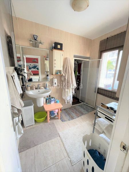 Foto aa838279-f4ef-4576-9894-2ffe5be62e90. Apartament amb piscina a Centro Nerja
