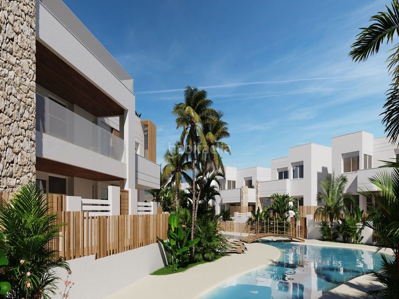 Foto db3f5696-f077-4034-b802-5814bb8a26e0. Casa amb aparcament a Pulpí