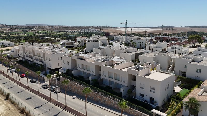 Foto b190757b-b253-4907-95fc-ffe30163c4fd. Casa amb aparcament a Algorfa