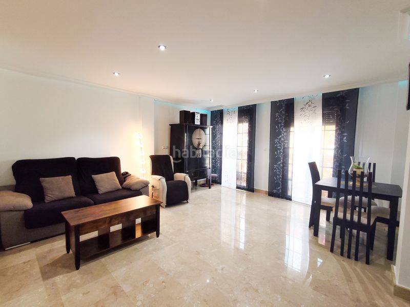 Foto f74afb54-d04d-4230-8661-7f087865deb1. Casa amb aparcament a El Molino Torrevieja