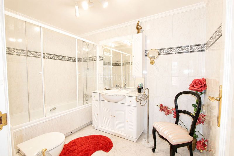 Foto 0ab2b388-2072-45f8-8f6a-516caf2e32b0. Casa a Casco Antiguo Marbella