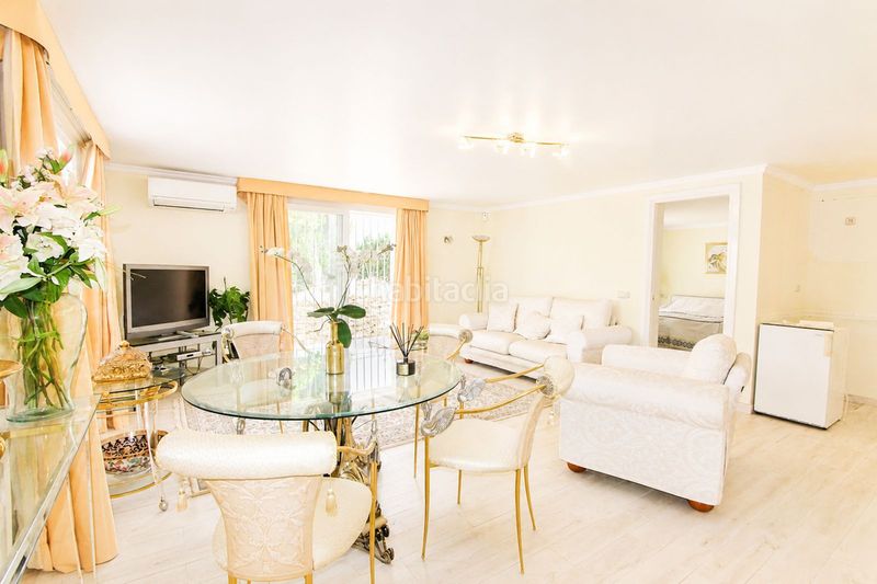 Foto cfcf68b9-5ac1-406f-927a-fc1fd9e60201. Casa a Casco Antiguo Marbella