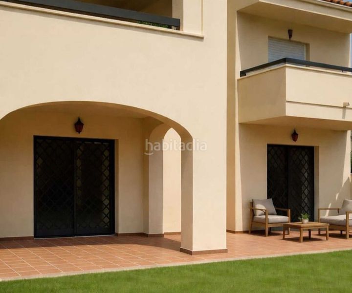 Foto a75949cb-a57c-4a58-9f95-35f50f8ff4a9. Apartamento en Zona Calvario Estepona