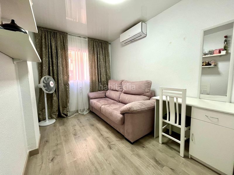 Foto bb77d57c-b092-4ca1-86e1-af74a02c1ab3. Casa amb aparcament a El Molino Torrevieja