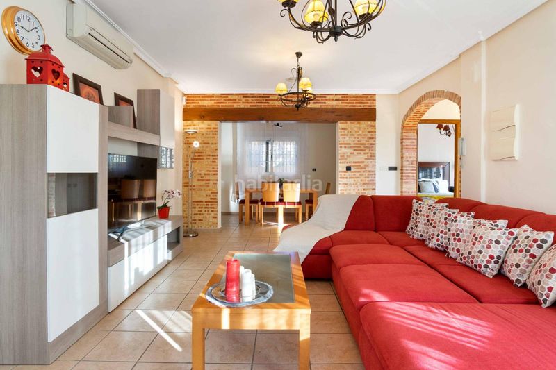 Foto cc924733-4554-4fd5-9e96-36914682d954. Casa amb piscina a La Florida Orihuela