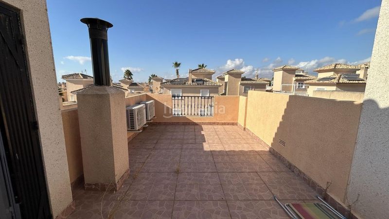 Foto 7a9c8d11-3ae5-4dcd-a048-e843da86cecd. Casa adossada a Punta Prima Torrevieja