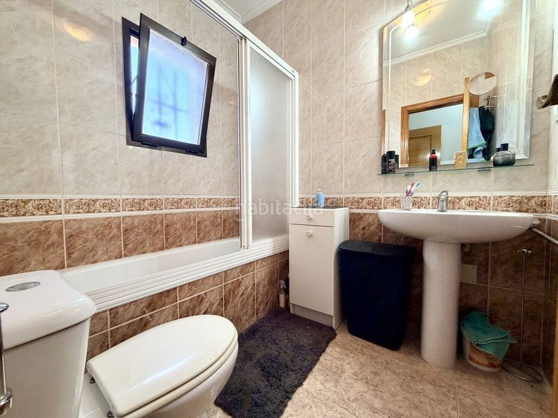 Foto f9d7039a-c3a5-4dd2-8b85-5e60f79d0cbf. Casa a Benijófar
