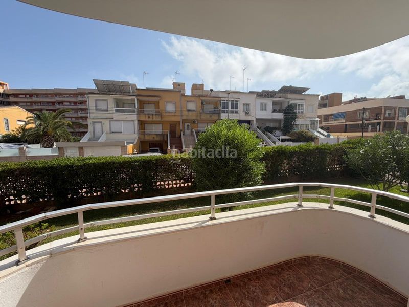 Foto af1dd02e-c285-438e-9da7-9616c4d23f39. Casa a Punta Prima Torrevieja