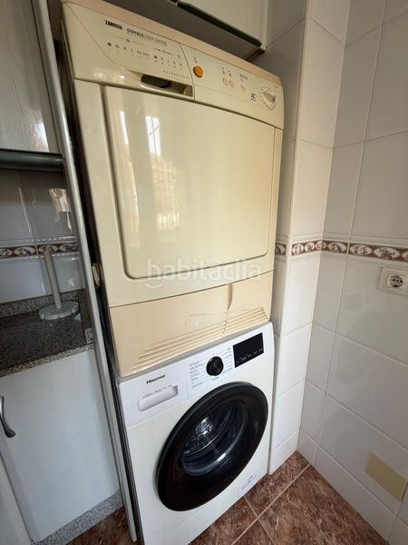 Foto d79ce373-e0e1-4112-b476-dbcefd123606. Casa a Punta Prima Torrevieja