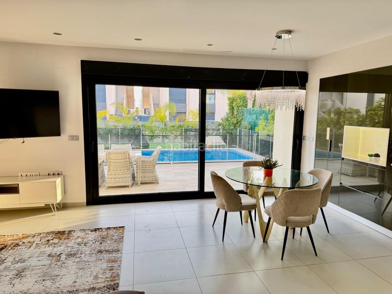 Foto a1561603-c2c8-4d0c-b73d-607e3ab89659. Casa a Benijófar