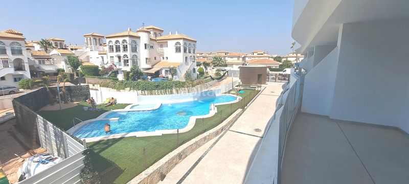 Foto 98e2cf08-ccc6-4fdf-8669-15e9e3c2a365. Apartament amb aparcament a La Zenia Orihuela