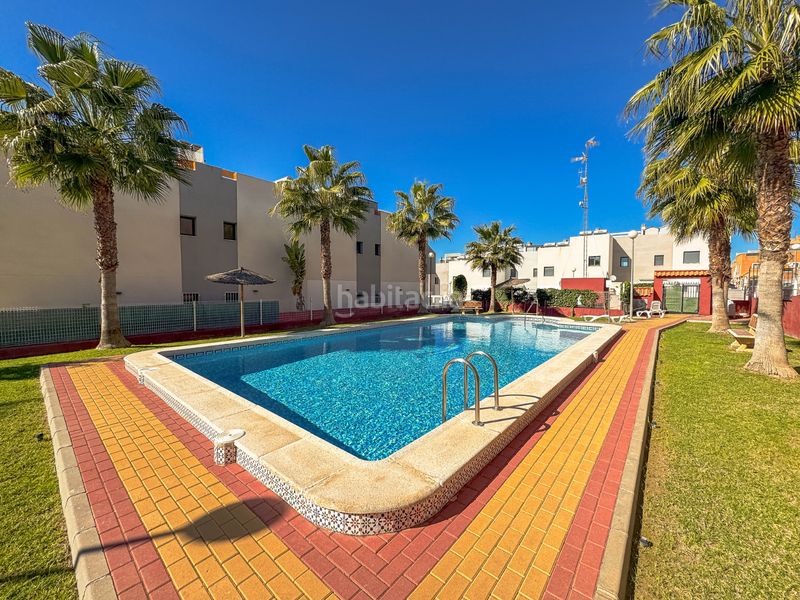 Foto c6202e7a-9e7b-4653-88da-4539674dda2c. Casa a La Florida Orihuela