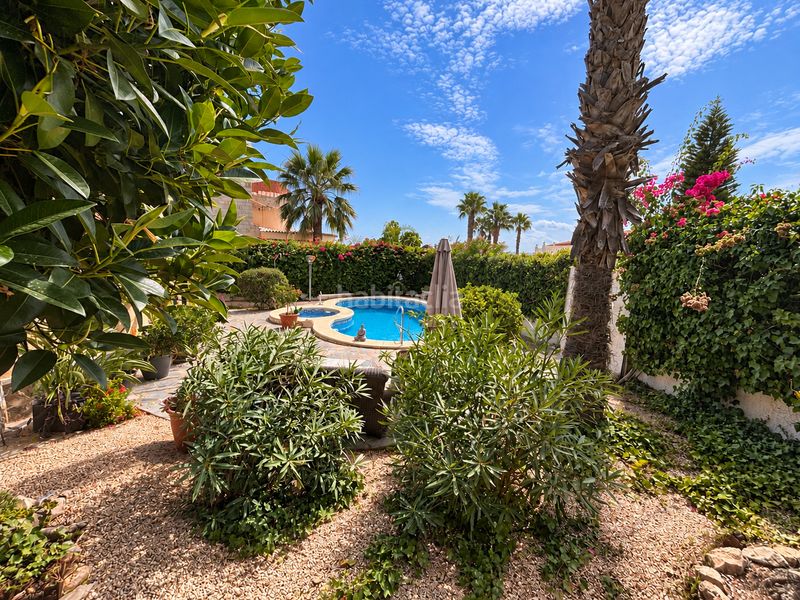 Foto 685a530d-e138-40e2-8254-a76da279bd35. Casa amb piscina a Lo Pepín Rojales