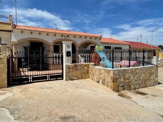 Casa a schiera in Pilar de la Horadada Ciudad