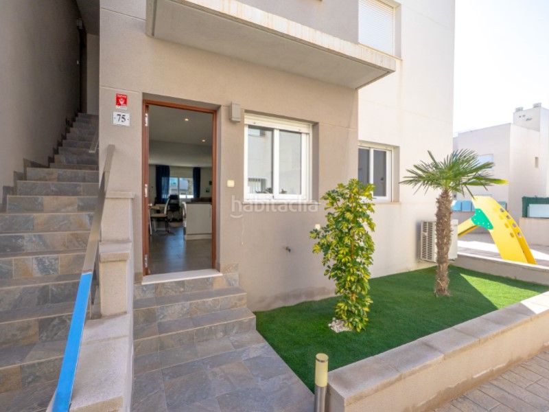 Foto 9c13fbce-a85f-4fa3-b18d-584f6c991086. Apartament a Parque Acuático - Sector 25 Torrevieja