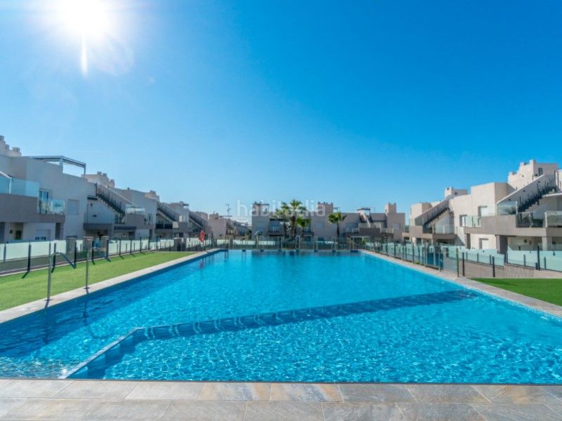 Foto 9e917631-77a8-4835-b206-2e7dc87e96ed. Apartament a Parque Acuático - Sector 25 Torrevieja