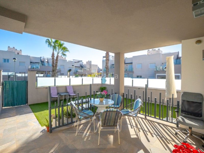Foto c1ec63d1-434e-4ece-a06a-51b1dc7a7801. Apartament a Parque Acuático - Sector 25 Torrevieja