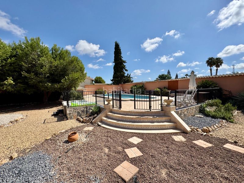 Foto c8b670b8-4063-41c1-814c-b1a2a2894403. Casa amb piscina a Dolores