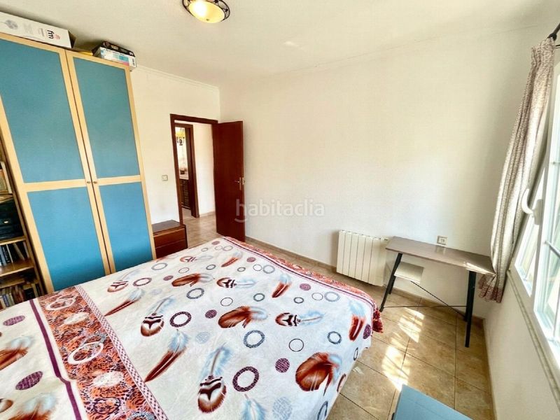 Foto beaa324d-8e6c-4f14-9b88-8da76b16b228. Casa amb aparcament a Benijófar
