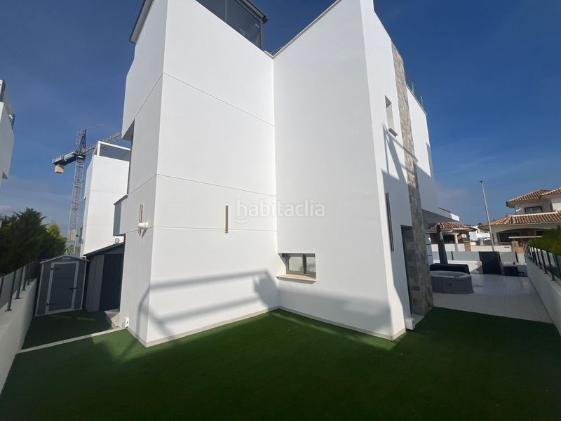 Foto 53b40928-43fe-4fbb-8bcb-c1d1f885983c. Casa amb aparcament piscina a Centro Alcázares (Los)
