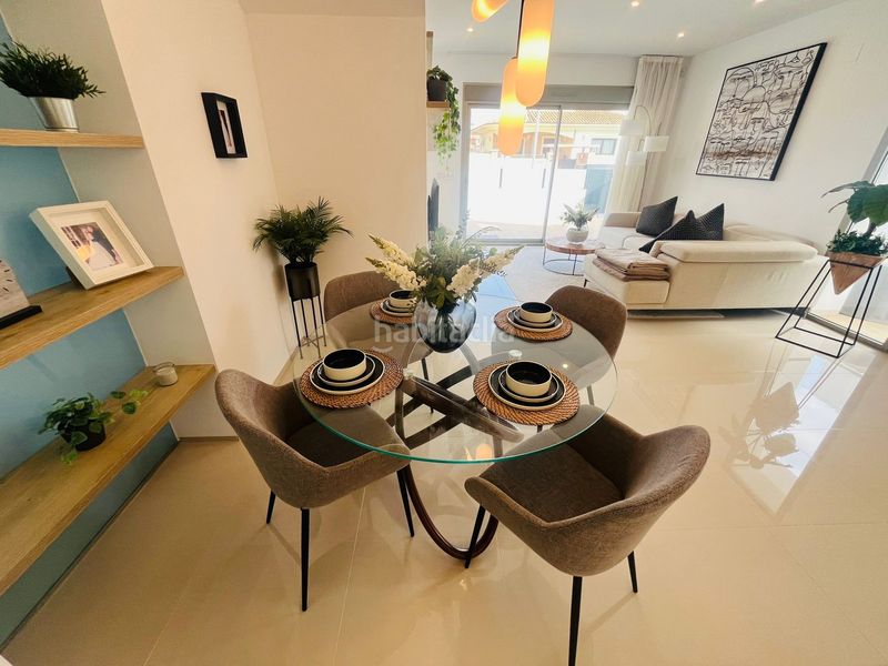 Foto ad3d7a69-6f17-4630-b711-4ff4d86dc000. Casa amb aparcament piscina a Centro Alcázares (Los)