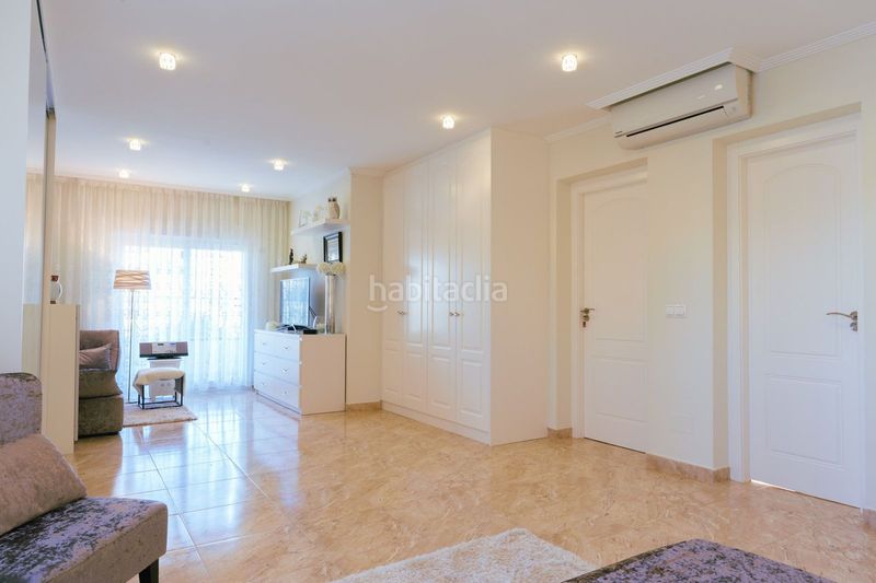 Foto d525c010-c4fa-4fbd-a3a4-4c1edc435c69. Casa amb aparcament piscina a El Molino Torrevieja