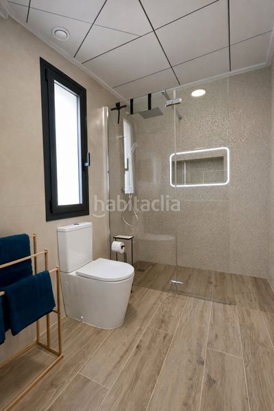 Foto bdc15306-3b72-44e3-ab65-52d6e95e8479. Casa adossada amb aparcament piscina a Dolores