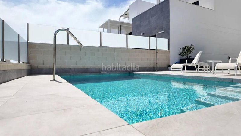 Foto 358c867d-2ccd-4e9c-b336-a0daaa93066d. Casa amb piscina a El Molino Torrevieja