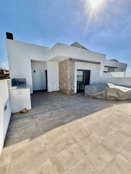 Foto b5213359-a80c-4a88-9823-53f2403b91da. Casa amb piscina a Benijófar