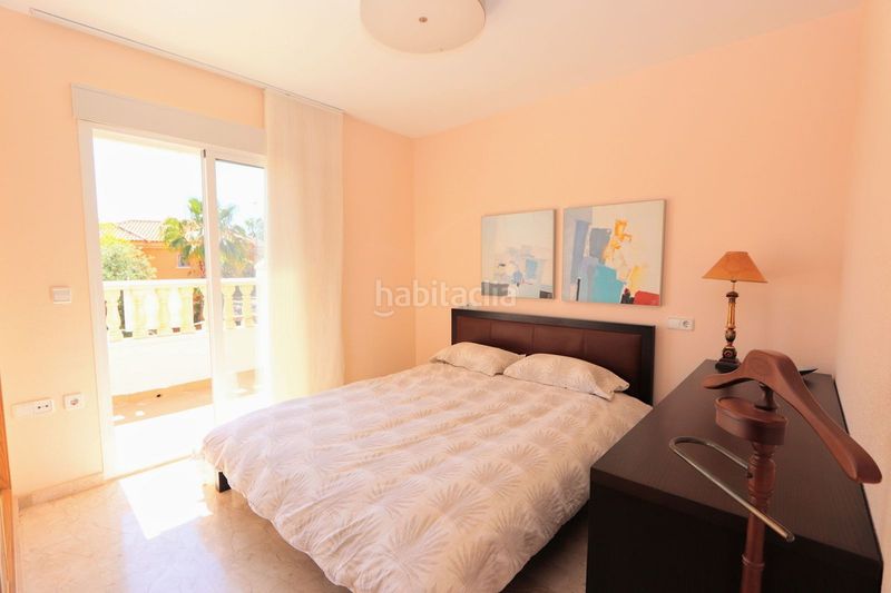 Foto af114869-9063-4bbb-b2f8-6e2faf72eeb7. Casa amb aparcament a Centro Alcázares (Los)