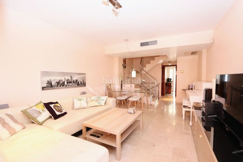 Foto e0e39937-6d52-4898-9e8e-059ed71bb6cd. Casa amb aparcament a Centro Alcázares (Los)