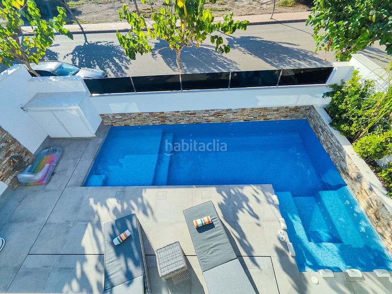 Foto c99d02a6-ddae-4ca5-8c4c-cebf05bc8d93. Casa amb aparcament piscina a San Javier San Javier