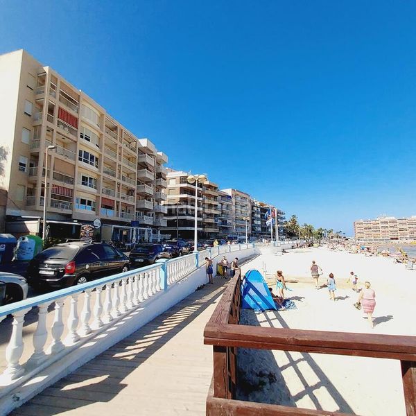 Foto fd020375-9a88-4140-b4f4-ff7fdbbeaec8. Apartament amb aparcament a Parque de las Naciones Torrevieja
