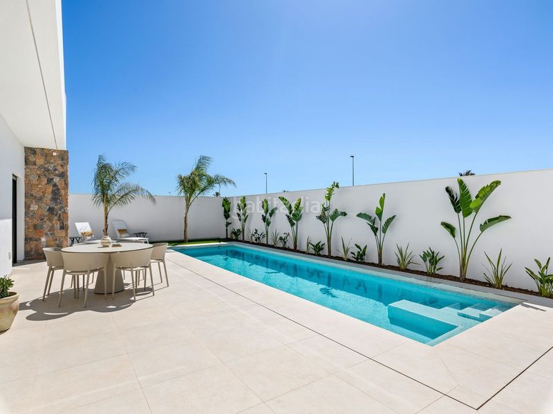 Foto f2eee0bd-59df-4269-b23b-ce184ba4abdb. Casa amb aparcament piscina a Centro Alcázares (Los)