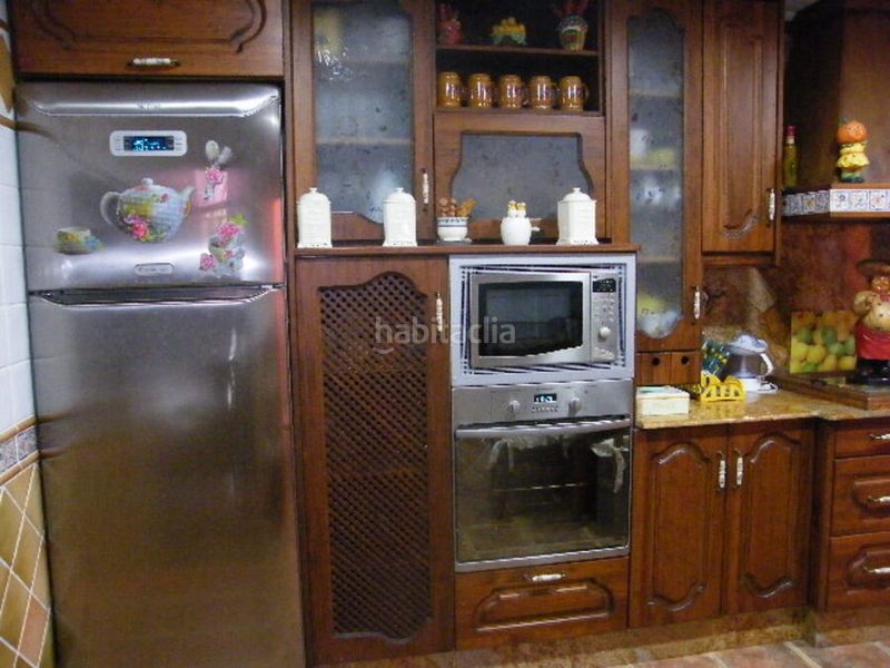 Foto 1638e9f7-37db-4fb4-9fbb-c7f6c9e8a35d. Casa adossada a Daya Nueva