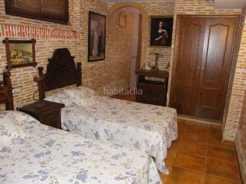 Foto 36c81f35-4b3c-44df-98a9-60464b963998. Casa adossada a Daya Nueva