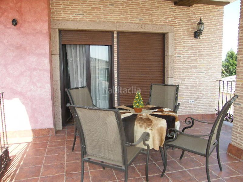 Foto 59205b50-b612-48e2-ba1c-57e0421200da. Casa adossada a Daya Nueva