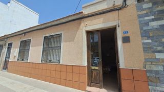 House in Montesinos (Los)