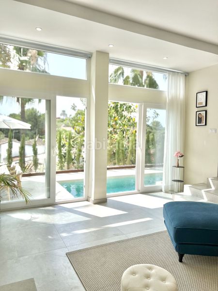 Foto c1c6877c-a544-49ba-bc5d-60d46d7f9087. Casa a Elviria Marbella