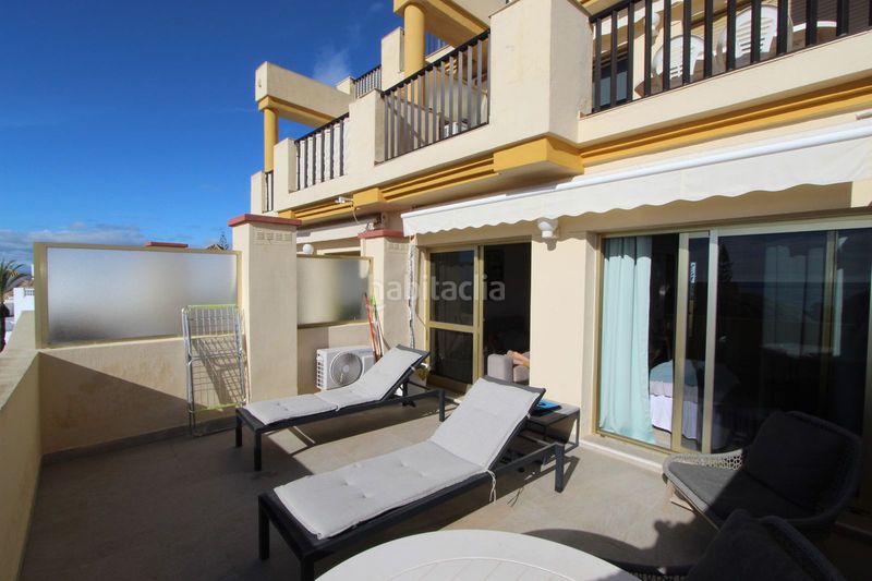 Foto 5989d45a-ea14-4946-b1d4-698b54df1807. Apartament a Elviria Marbella