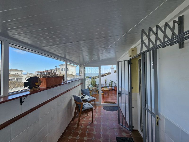 Foto 5eb7443f-75e6-408b-88c6-9a5ce1651b4d. Apartament amb aparcament a La Duquesa Manilva